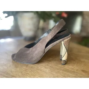 Pelle Moda Brown Suede Open-Toe with Strap, 4.5 Inch Heels Size 8.5 thumbnail 3