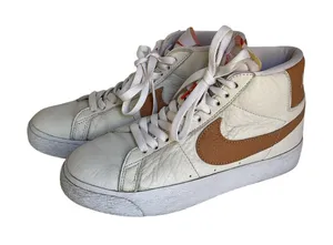 Nike SB Blazer Mid ’77 Vintage White Tan Leather Sneakers Women’s Size 4 /EUR 36 thumbnail 1