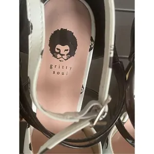 New Gritty Soul - The Griddy Dot Heel Shoe Black /White Size 6 thumbnail 8