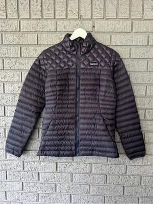 NWT Patagonia AlpLight Down Jacket Smolder Blue Women’s Size XS 800 Fill thumbnail 4