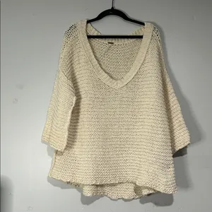 Free People Sweater Chunky Style V-Neck Size Medium thumbnail 2