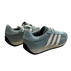 Adidas Women's Runvista Sneaker in Green, Size 10 thumbnail 4