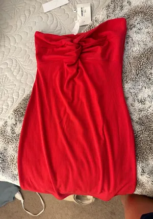 red mini dress Size M thumbnail 1