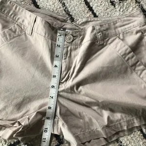 Columbia khaki shorts thumbnail 5