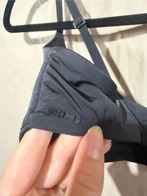 Skims bra thumbnail 3