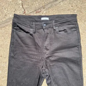 Good American Black Straight Pants thumbnail 4