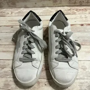 White Sneakers Size 8.5 Women's Shoes Walking Trendy thumbnail 9