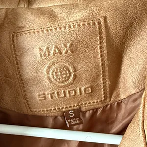 Max Studio Women's Brown Leather Jacket thumbnail 2