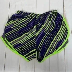Nike athletic shorts thumbnail 3