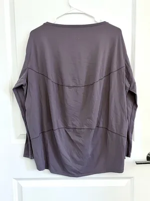 Lululemon Back In Action Long Sleeve Lavender Gray Large thumbnail 4