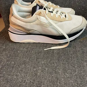 Puma Women's Cream and White Athletic Shoes thumbnail 2
