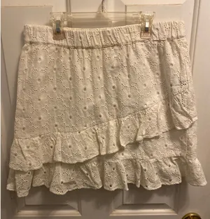 7 FOR ALL MANKIND Skirt M Ruffled Eyelet Floral Mini Pull On Cotton White thumbnail 1