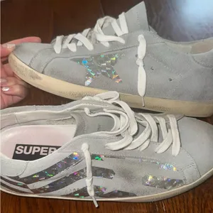 Golden Goose Light Gray Sneakers with Iridescent Star thumbnail 1