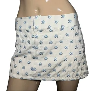 Alice + Olivia Vintage Size 6 Ivory Embroidered Blue Bows Y2K Ultra Mini Skirt thumbnail 1