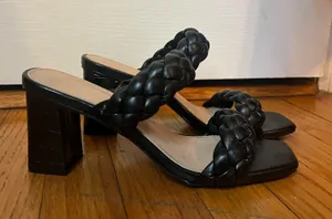 Black Open Toe Heels Size 7 thumbnail 1