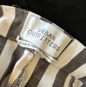 Urban Outfitters Striped Ankle Pants thumbnail 4