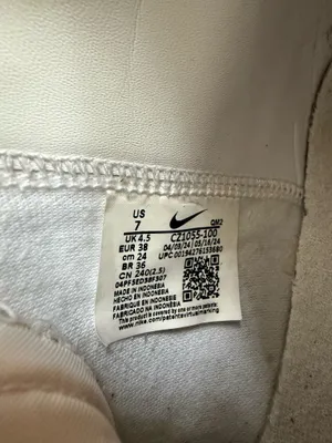 Nike Women’s White Mid Blazer 77 thumbnail 6
