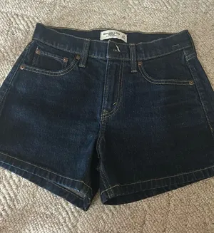 Abercrombie Shorts thumbnail 1