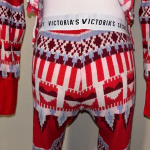 Victoria’s Secret Christmas Pajama Set thumbnail 6