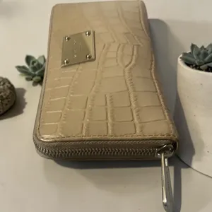 Michael Kors Wallet Womens OS Tan Croc Embossed Leather Zip Around Jet‎ Set thumbnail 3