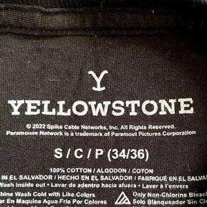 Yellowstone Graphic Tee Short Sleeve T-Shirt Black Western Cowgirl Size Small‎ thumbnail 4