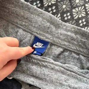 Nike camo cotton shorts thumbnail 3