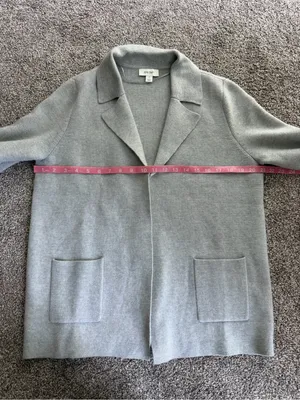 ON 34th Gray Knit Blazer Cardigan Size S Open Front Patch Pocket Jacket thumbnail 3