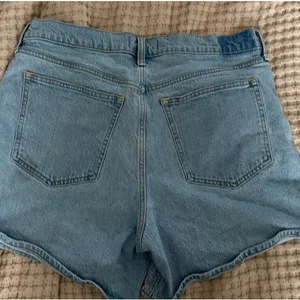 Abercrombie Dad Shorts High-Rise Curve Love thumbnail 3