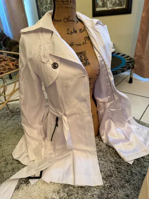 Beautiful jacket size fits XS/S 🩷 White thumbnail 7