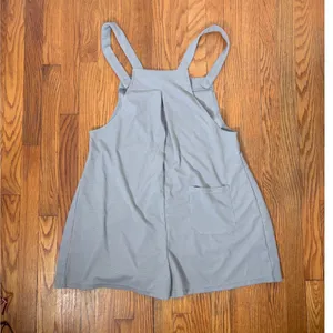 Halara Grey Waffle Knit Overall Shorts Shortalls Button Straps Large NWOT thumbnail 4