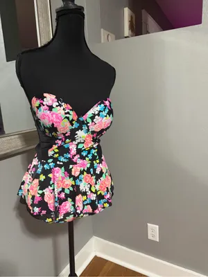 Bongo floral print strapless peplum one piece swimsuit with skirt size large thumbnail 3