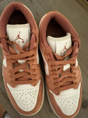 Nike Jordan Low Women’s thumbnail 2