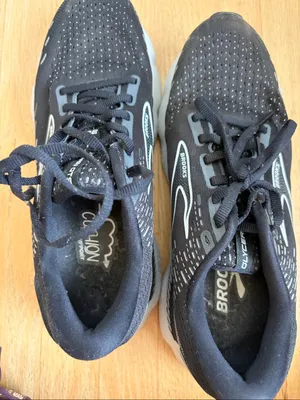 Womens Size 10 Brooks Glycerin GTS 20 Shoes Black/White Road Running Sneakers thumbnail 4