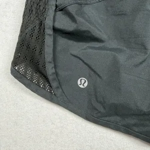 Lululemon Mesh Over Miles Short Black Size 6 3” Running Shorts thumbnail 3