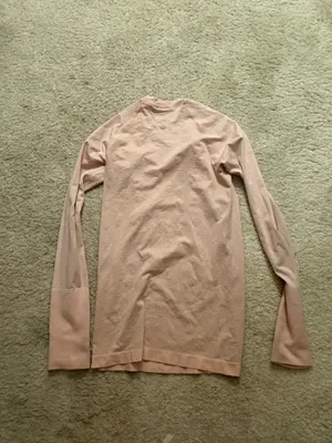 Long Sleeve Lululemon Swiftly Tech thumbnail 2