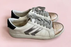 DOLCE VITA Nellie Rose Gold White Sneakers SIze 8.5 thumbnail 1
