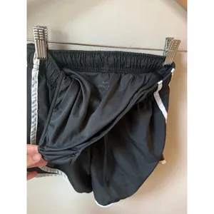 Nike Dri-FIT Tempo Running Shorts Black White thumbnail 4
