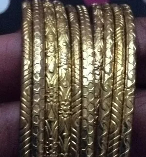 10 Gold Bangles thumbnail 2