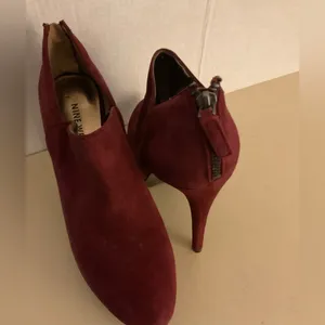 Nine West Women's Suede burgundy platform Heels vintage boots size 8 thumbnail 5