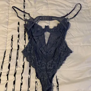 Victorias Secret Elegant Lace Trimmed Blue Bodysuit thumbnail 6