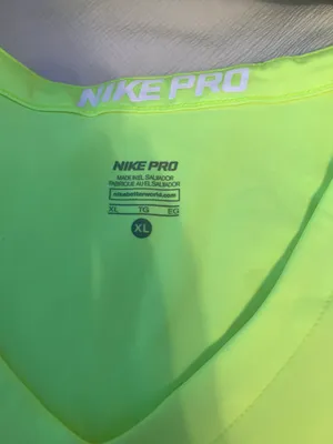 Nike Dri-Fit Shirt thumbnail 2