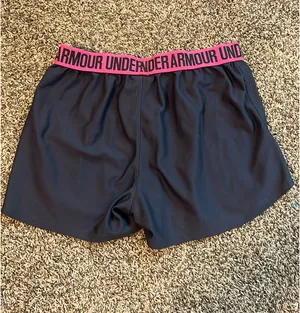 Under Armour Shorts thumbnail 2