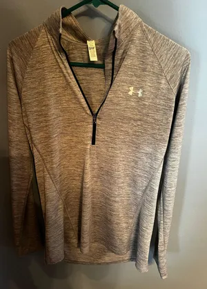 Women’s Quarterzip thumbnail 1