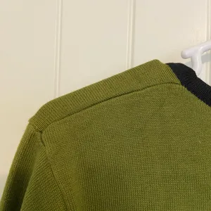 EUC Dress Barn women’s‎ dual colored olive green black crewneck sweater large thumbnail 6
