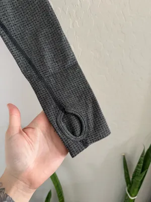 Gymshark Vital Seamless 2.0 Long Sleeve Gray Crop Top thumbnail 5