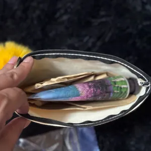 Flower coin purse or pencil‎ pouch thumbnail 3