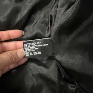 Altar'd State women’s Classic Black Puffer Jacket size medium thumbnail 5