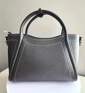 Classic Black Structured Faux Leather Tote Bag - Women's Handbag thumbnail 1