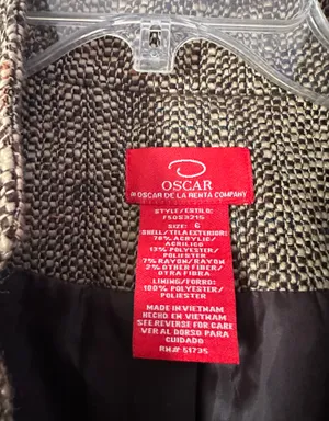 Oscar de la Renta Tweed Jacket & Skirt Set are a size 6. thumbnail 9