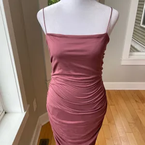 Windsor Rose Pink Drapey Rusched Bodycon Midi Dress Size Large NWT thumbnail 8